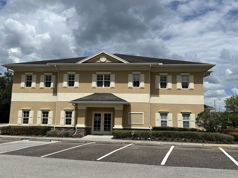 20525 Amberfield Dr, Land O Lakes, FL for lease - Building Photo - Image 1 of 16