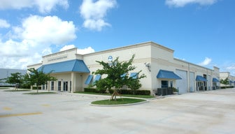 410-446 NW Lake Whitney Pl, Port Saint Lucie FL - Warehouse