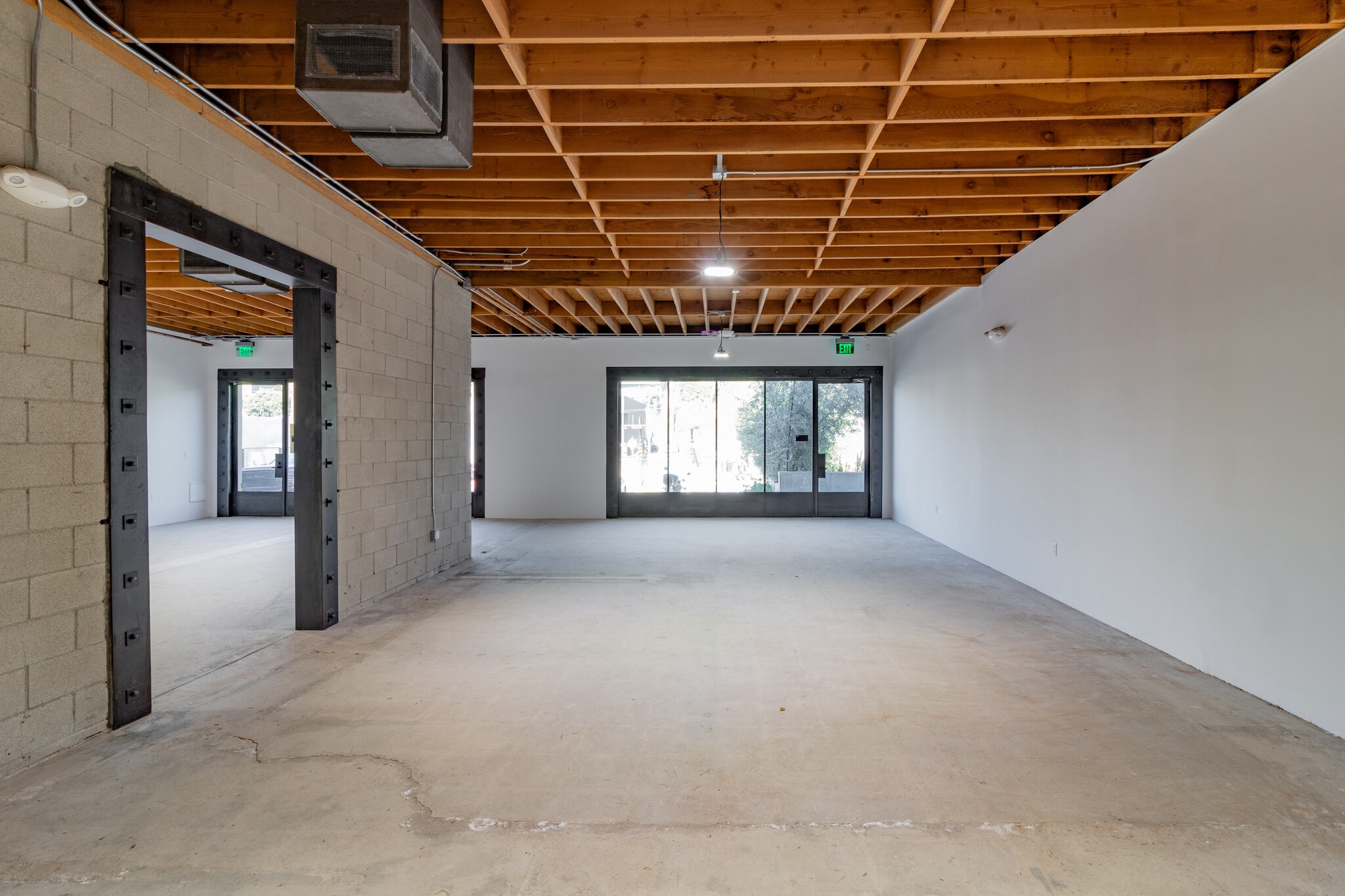 1498 W Sunset, Los Angeles, CA for lease Interior Photo- Image 1 of 3