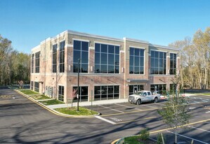 55 Willow Ln, Marlboro NJ - Loft