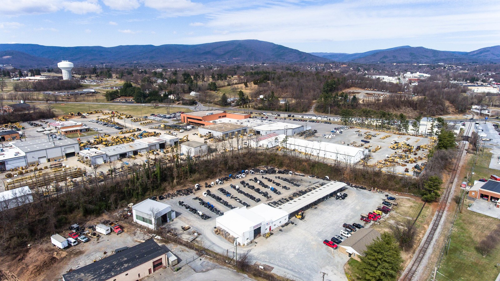 475 Electric Rd, Salem, VA 24153