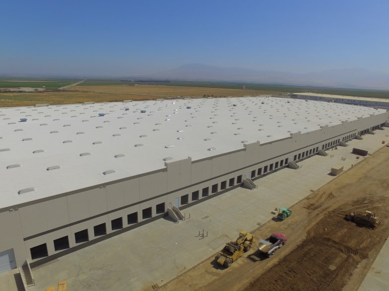 5205 S Wheeler Ridge Rd, Tejon Ranch, CA for lease - Building Photo - Image 2 of 6