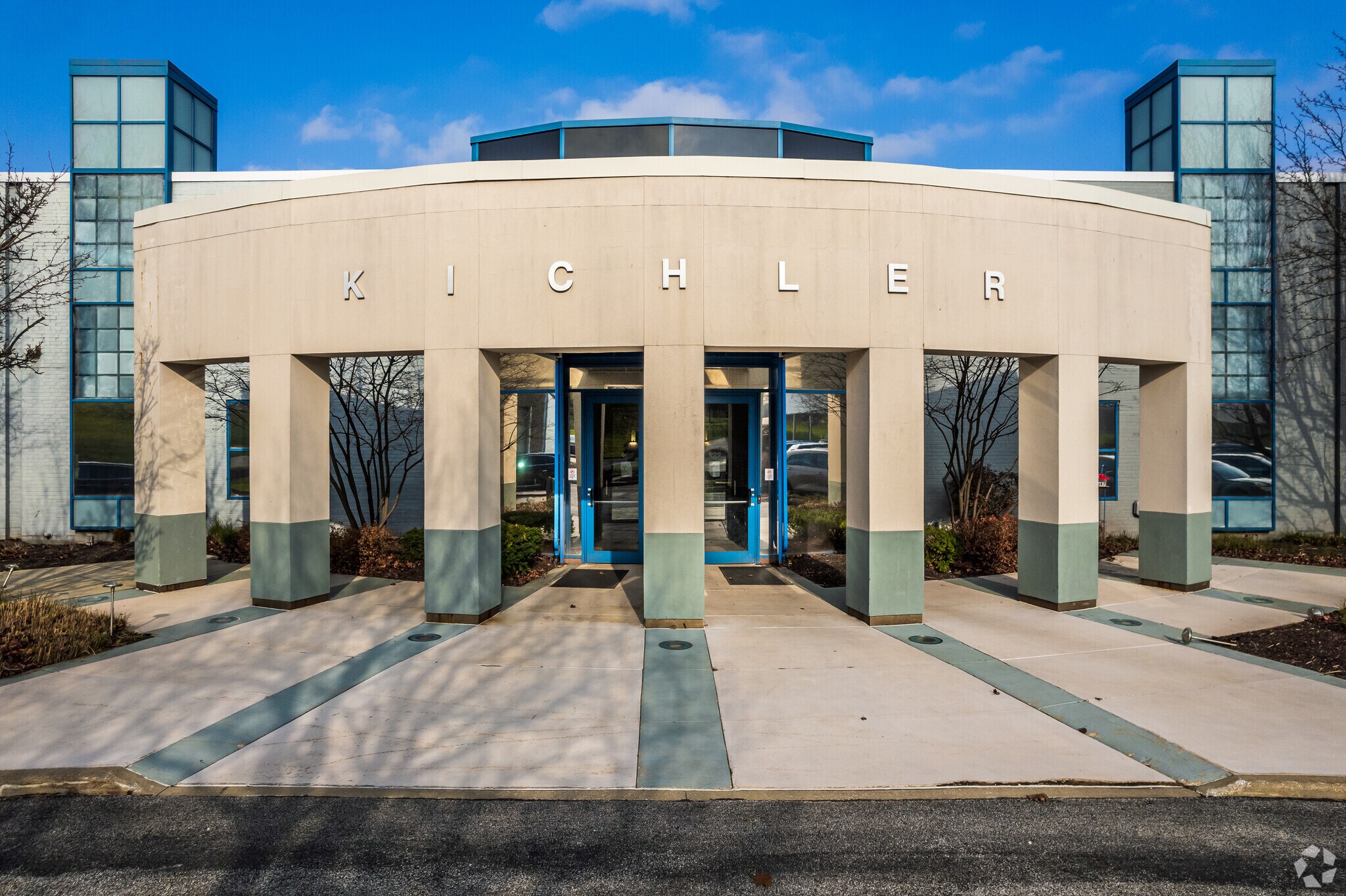 7711 E Pleasant Valley Rd, Independence, OH 44131 Industrial for