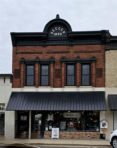 220 Merchant Row, Milton, WI for sale - Building Photo - Image 1 of 1