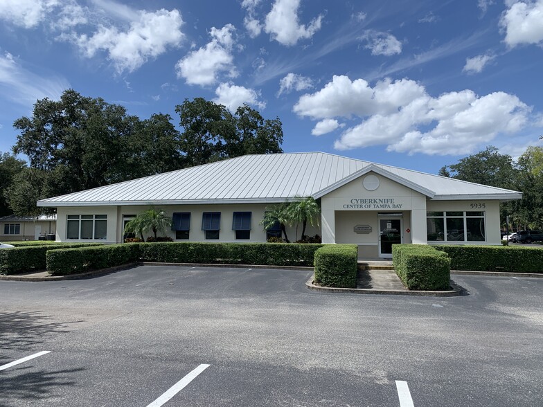 5935 Webb Rd, Tampa, FL for lease - Building Photo - Image 3 of 19