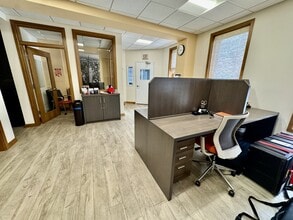 150 Beekman St, New York, NY for lease Interior Photo- Image 2 of 10