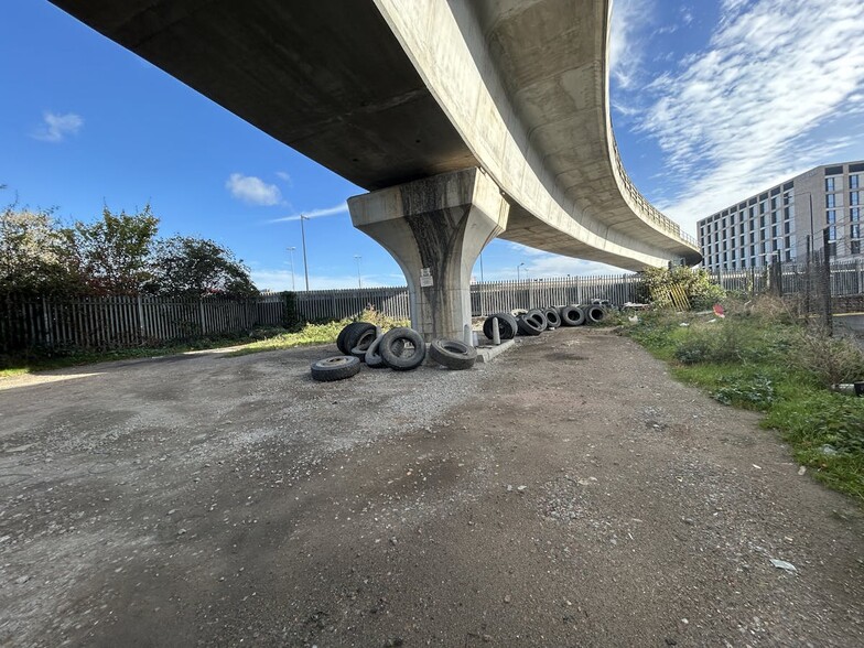 Oriental Way, London for lease - Building Photo - Image 3 of 3