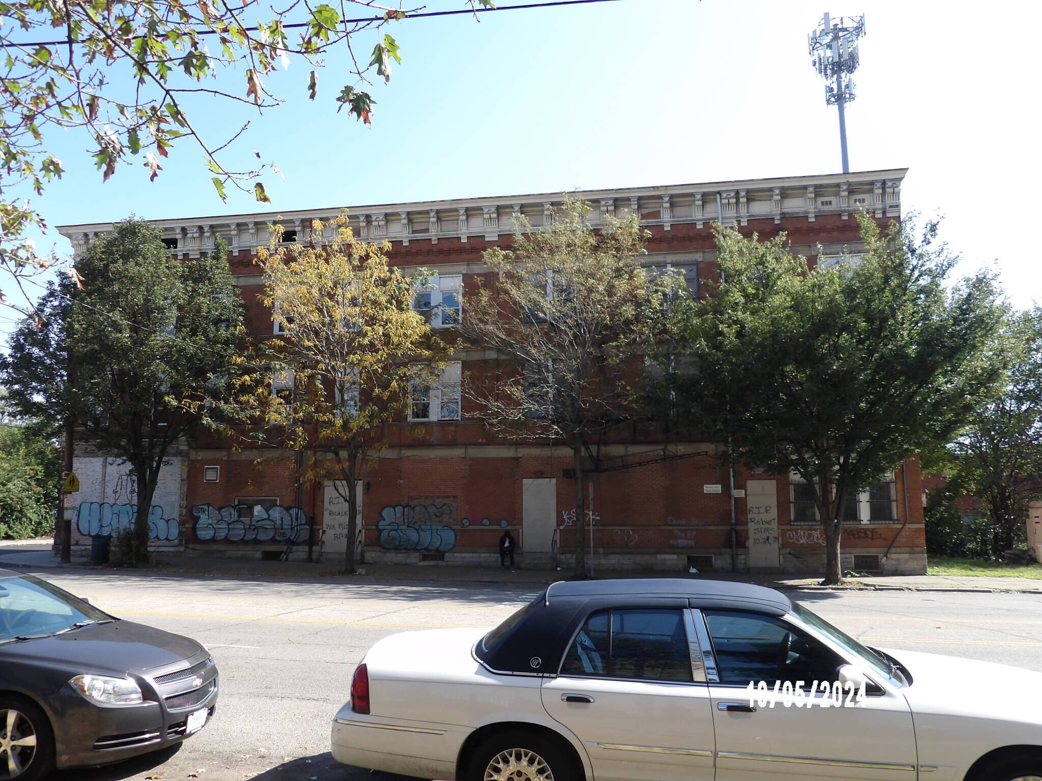 1622-1626 Linn St, Cincinnati, OH for sale Building Photo- Image 1 of 1