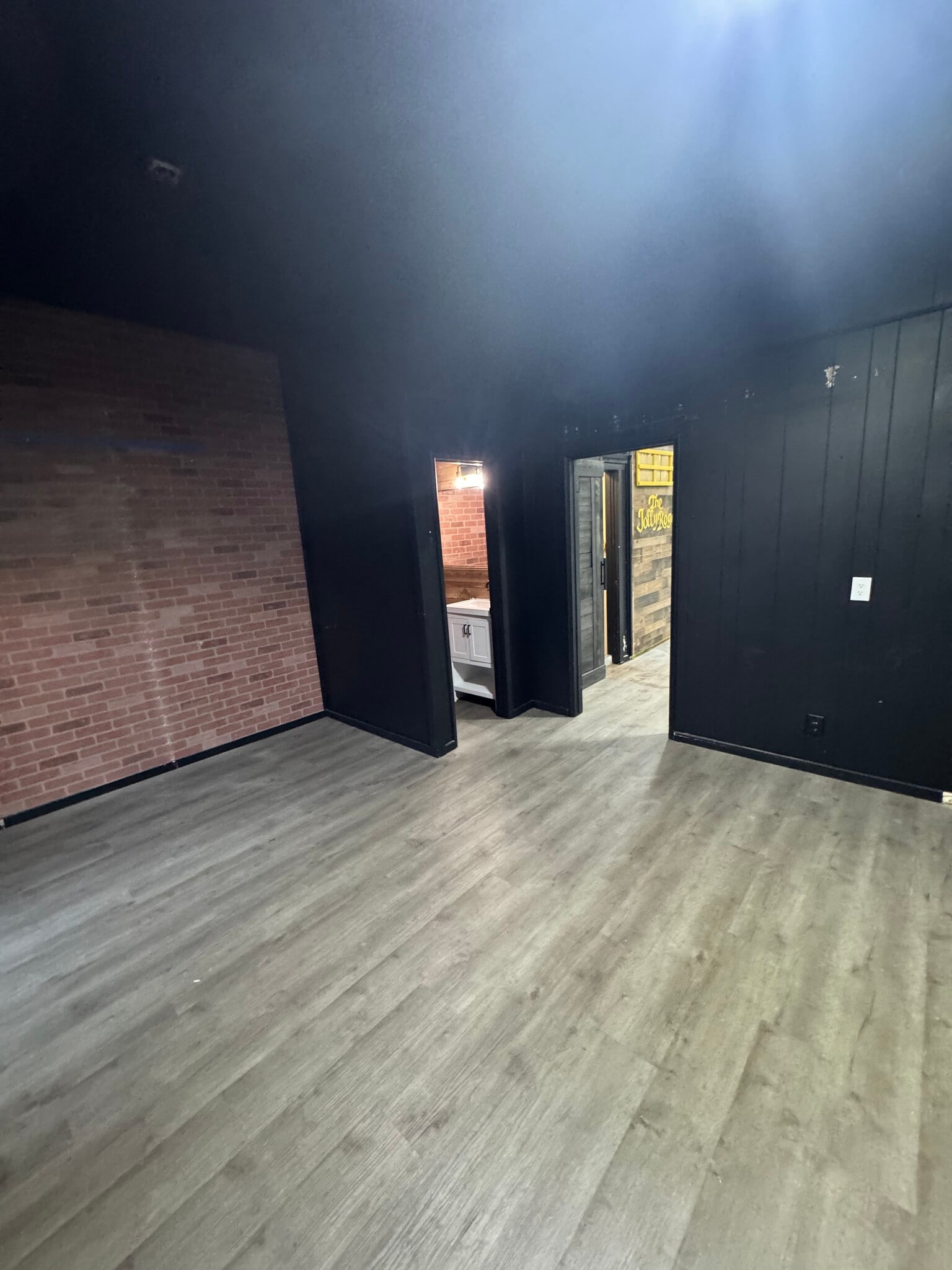 131-133 S Eucla Ave, San Dimas, CA for lease Building Photo- Image 1 of 14