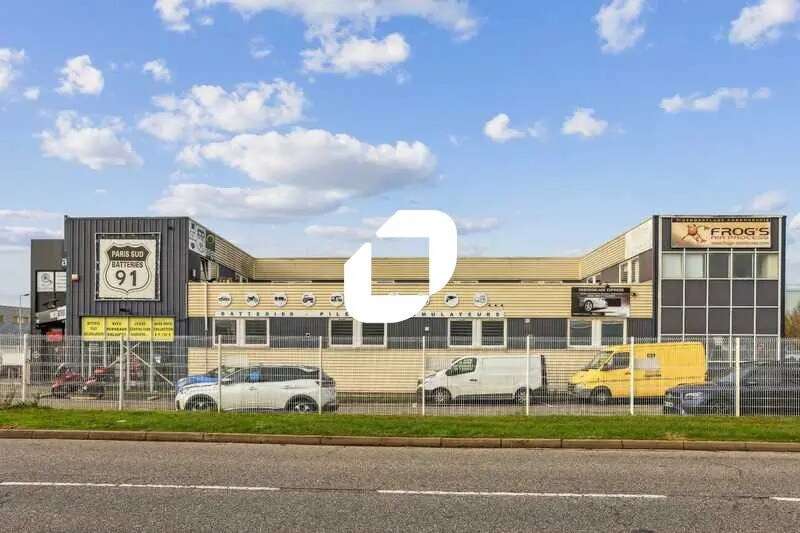 Office in Villabé for lease Building Photo- Image 1 of 13