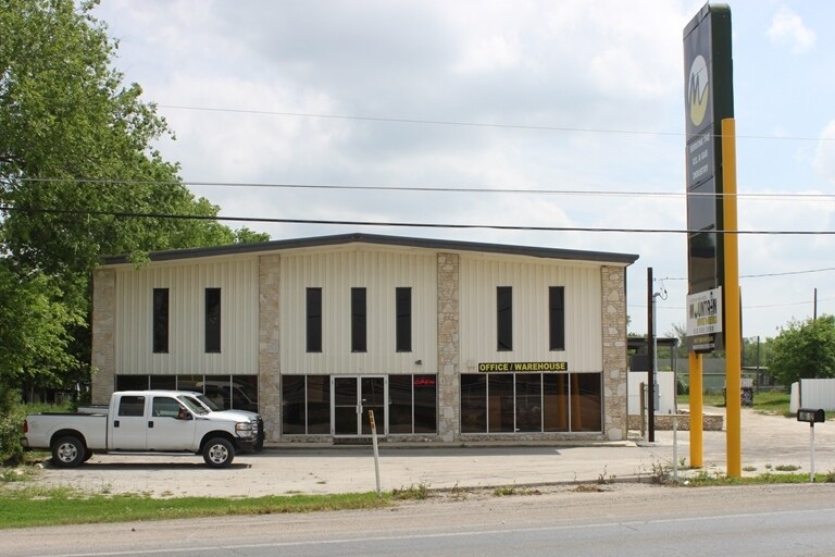 8692 Old Pearsall Rd, San Antonio, TX 78252