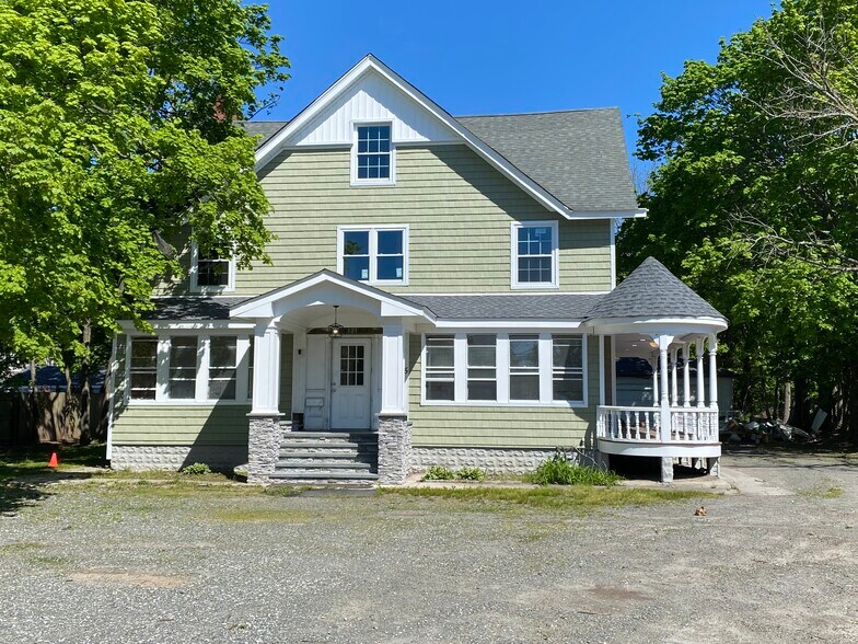 165 Montauk Hwy, Blue Point, NY for sale - Building Photo - Image 3 of 27