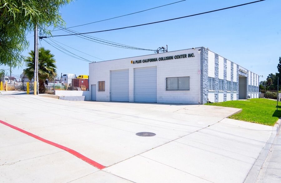 11810-11812 Greenstone Ave, Santa Fe Springs, CA for sale - Building Photo - Image 2 of 20