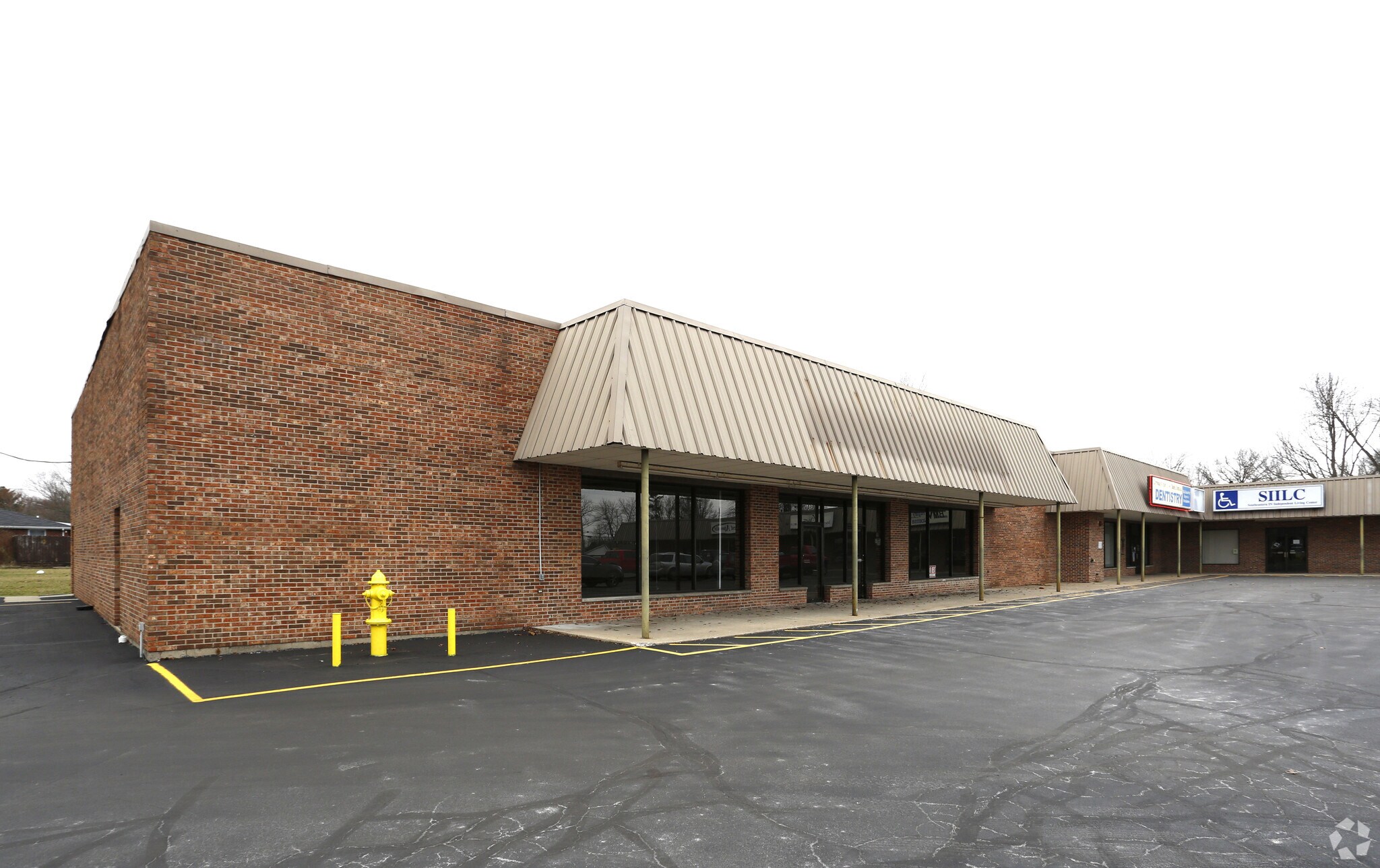 821-837 S Adams St, Versailles, IN for sale Primary Photo- Image 1 of 1