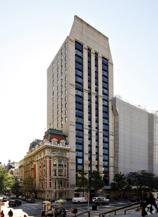 1001 Fifth Ave, New York, NY 10028 | LoopNet