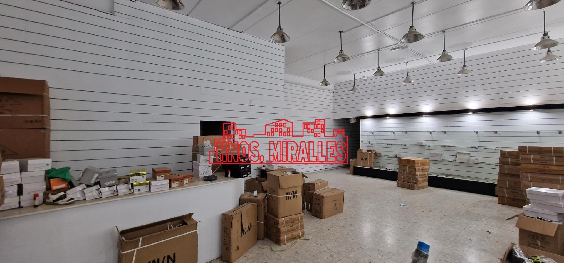 Industrial in Elche for lease Interior Photo- Image 1 of 12