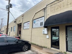 142 Cole St, Dallas, TX for lease Interior Photo- Image 2 of 2