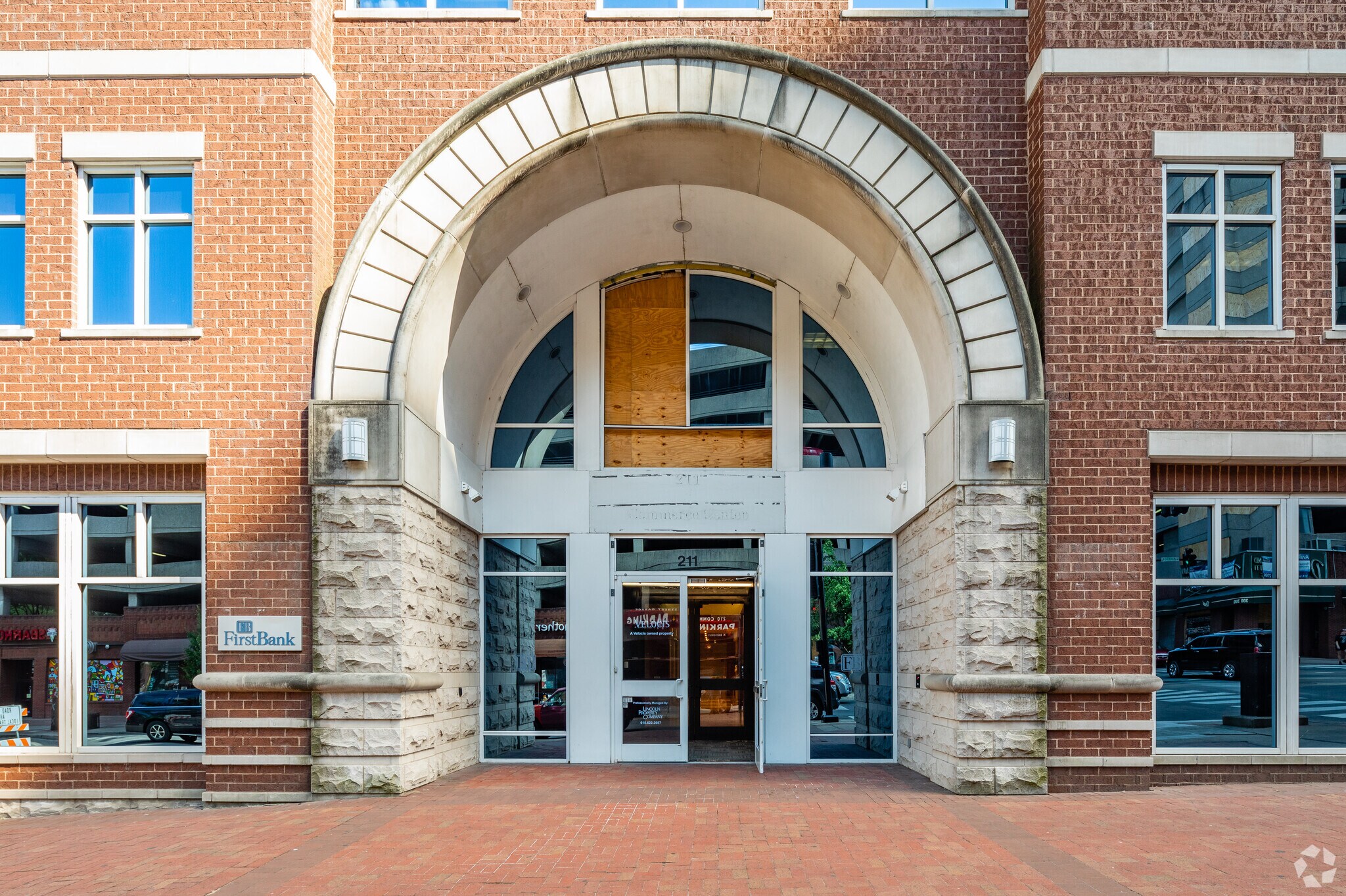 211 Commerce St, Nashville, TN 37201 Retail for Lease