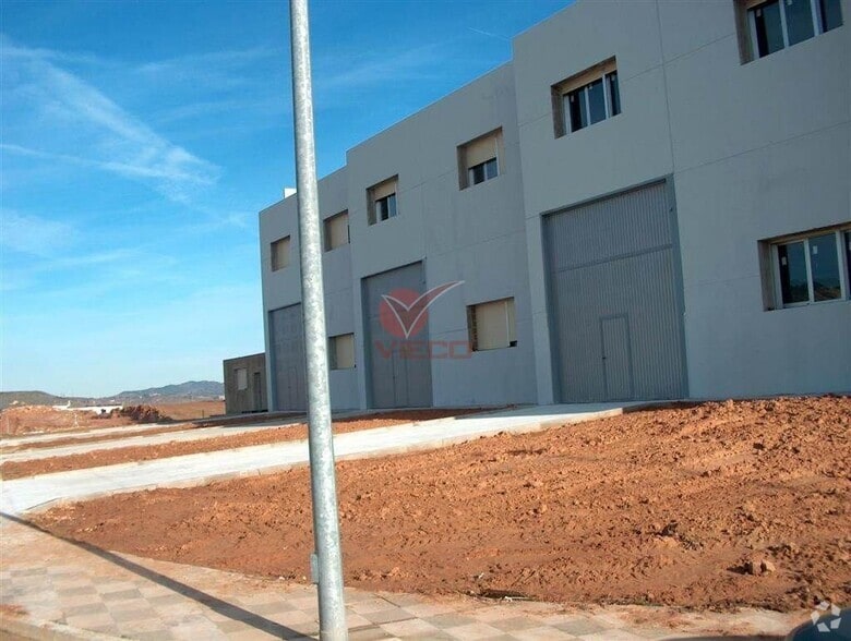 Industrial in Cuenca, Cuenca for lease - Building Photo - Image 2 of 6