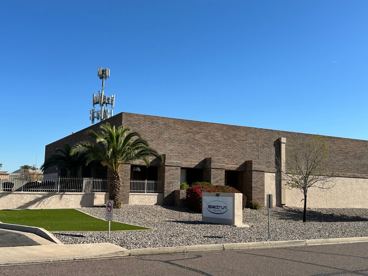 602 W Lone Cactus Dr, Phoenix, AZ 85027