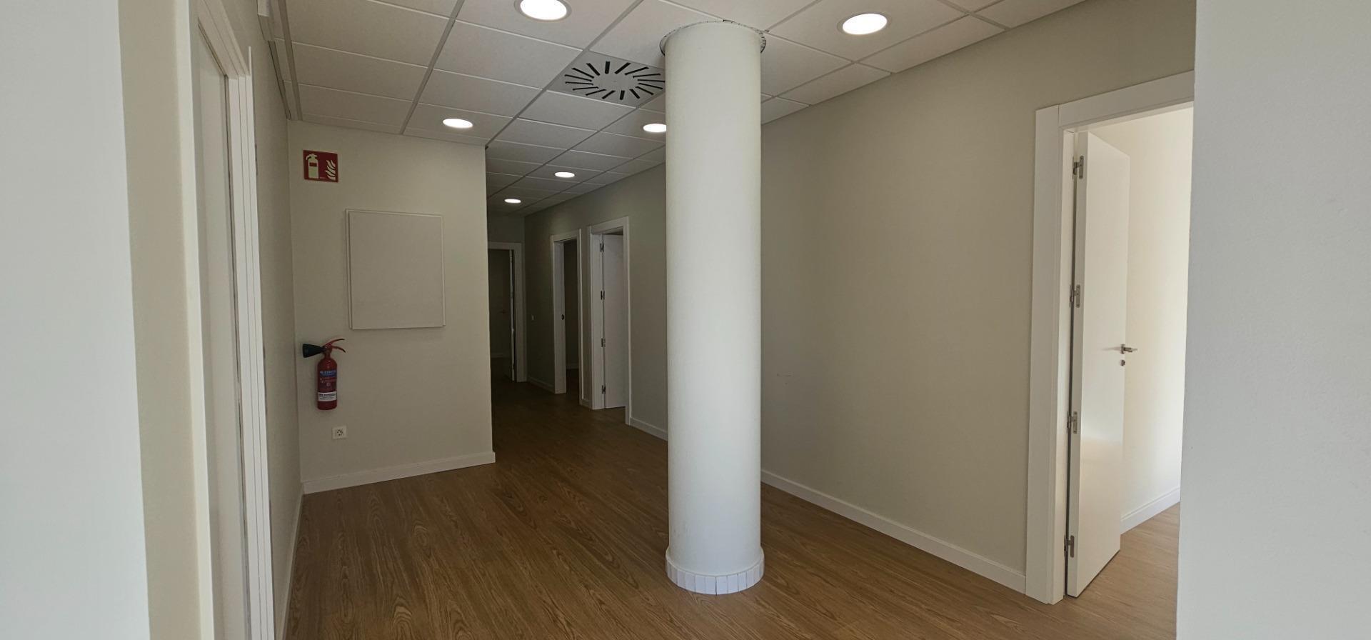 Retail in La Almunia de Doña Godina, Zaragoza for sale Interior Photo- Image 1 of 17