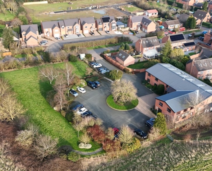 79 Sutton Ln, Broughton Astley for sale - Building Photo - Image 1 of 1