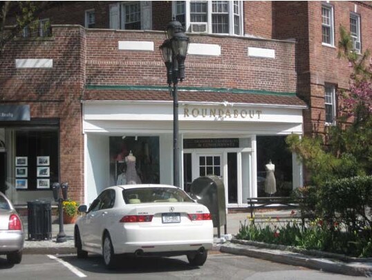 2-24 Chase Rd, Scarsdale, NY for lease - Building Photo - Image 2 of 37