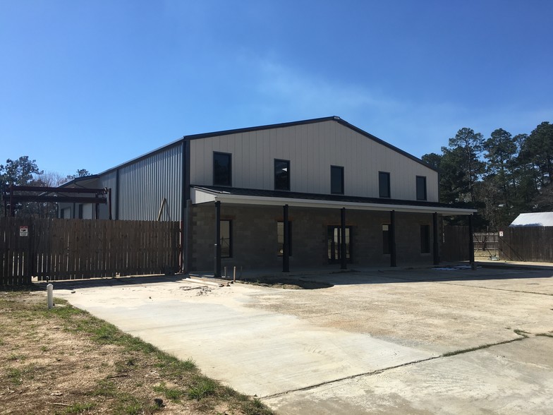 17441 Hard Hat Dr, Covington, LA for sale - Building Photo - Image 1 of 1