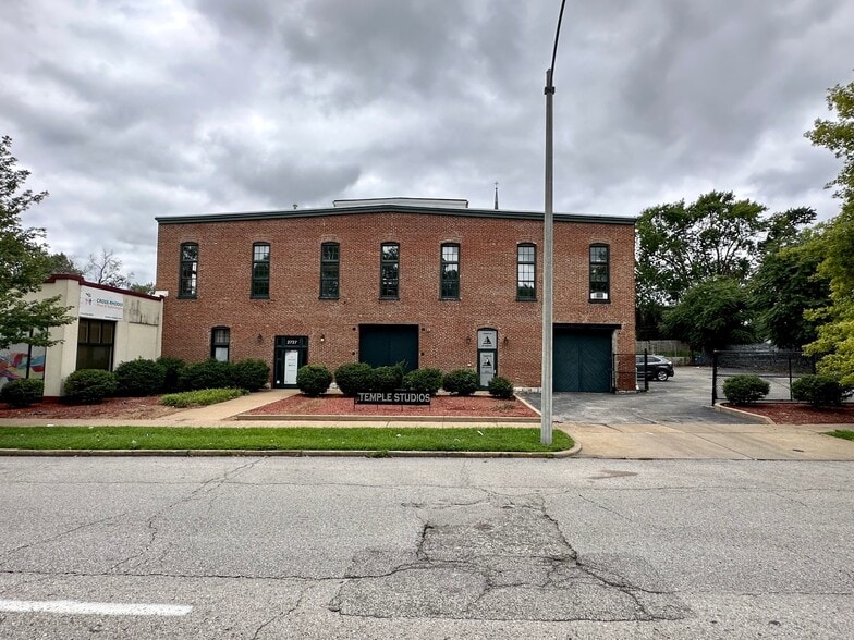 2727-2731 S Jefferson Ave, Saint Louis, MO for lease - Building Photo - Image 2 of 21