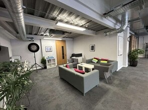 53-55 Queen Charlotte St, Bristol for lease Interior Photo- Image 1 of 9