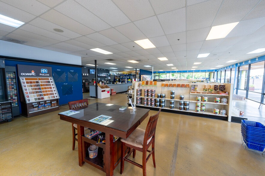10115 SW Nimbus Ave, Tigard, OR for lease - Interior Photo - Image 3 of 9
