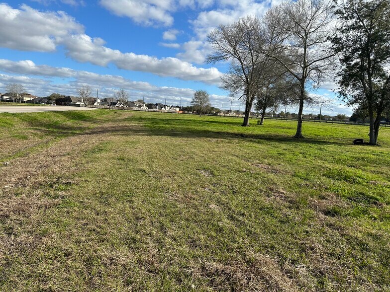 2505 Sycamore Rd, Fresno, TX 77545 Land for Sale