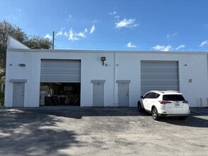 2855-2915 S Congress Ave, Delray Beach, FL for lease Building Photo- Image 2 of 3