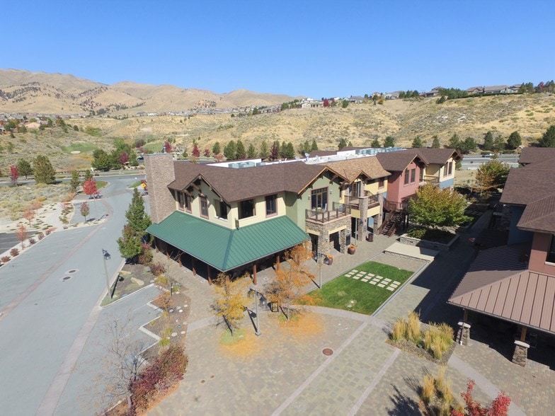 7665 Town Square Ln, Reno, NV for lease - Primary Photo - Image 3 of 9