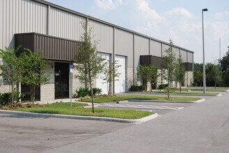 6541 N Orange Blossom Trl, Orlando, FL for lease Building Photo- Image 2 of 12