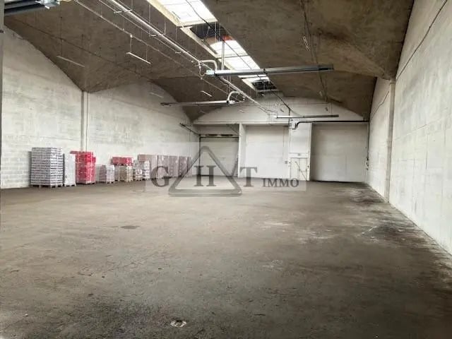 Industrial in Sucy-en-Brie for lease Interior Photo- Image 1 of 3