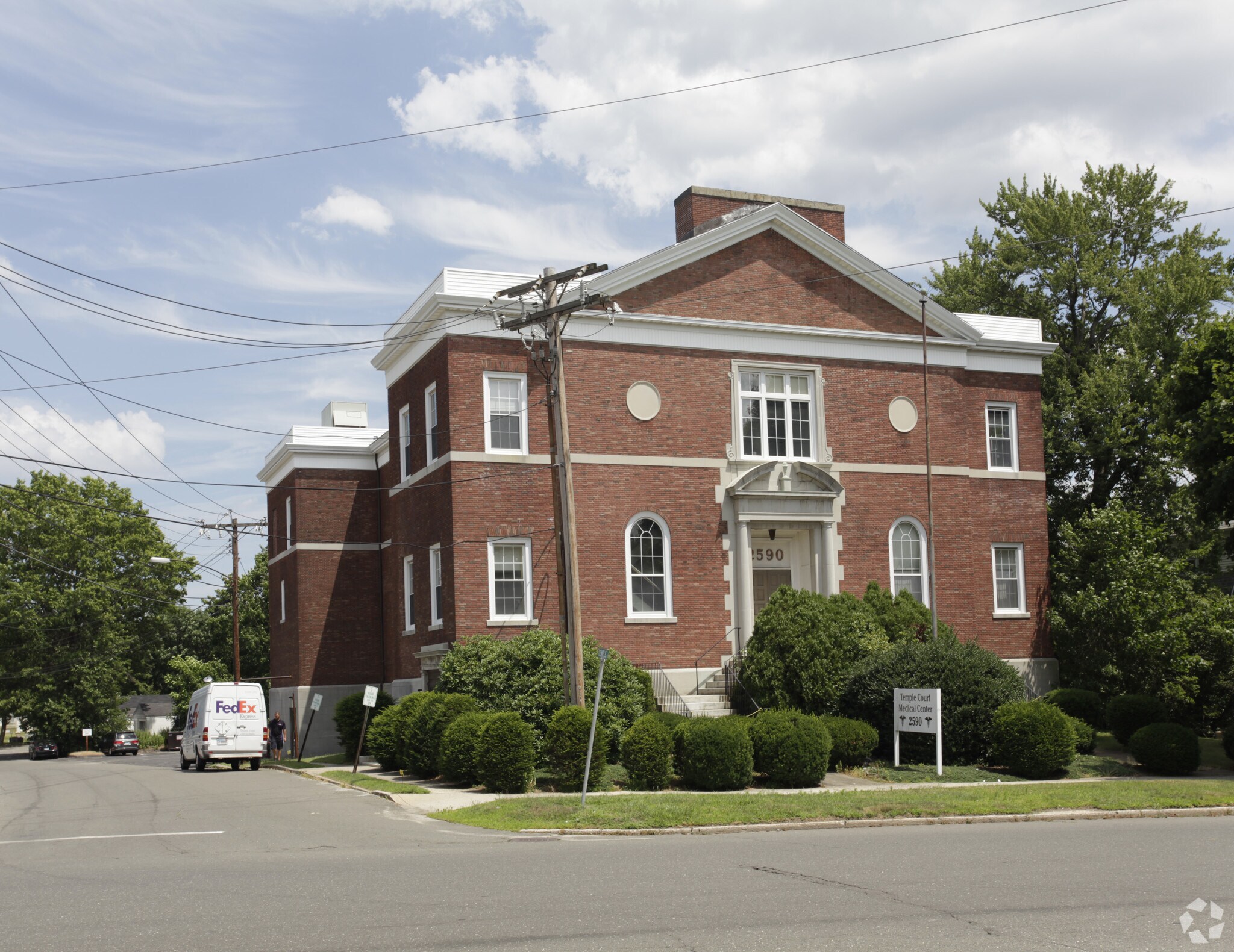 2590 Main St, Stratford, CT for sale Primary Photo- Image 1 of 1