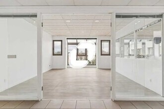 5-13 Rue Maurice Grandcoing, Ivry-sur-Seine for lease Interior Photo- Image 2 of 9