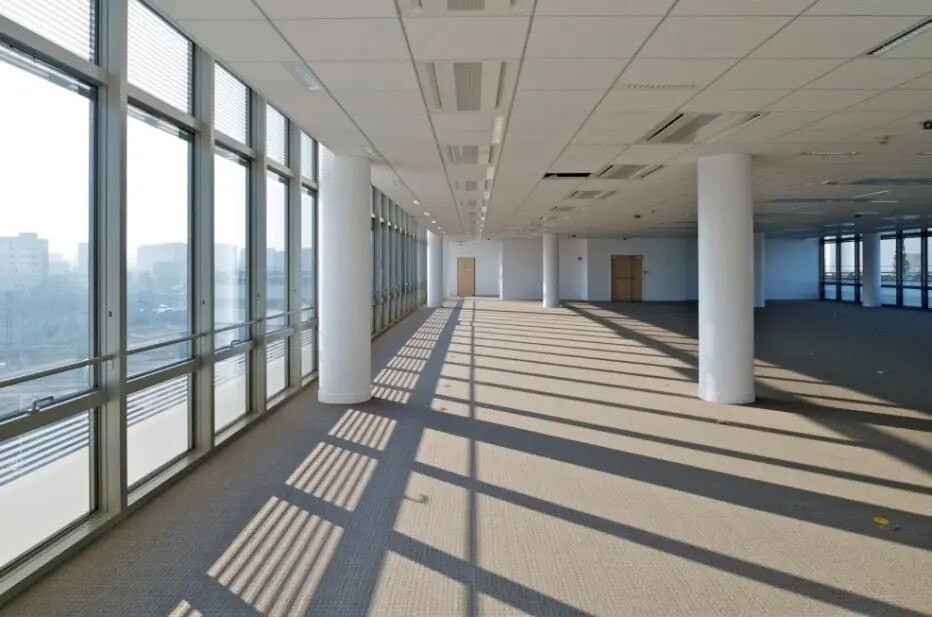 Office in Nanterre for lease Interior Photo- Image 1 of 1