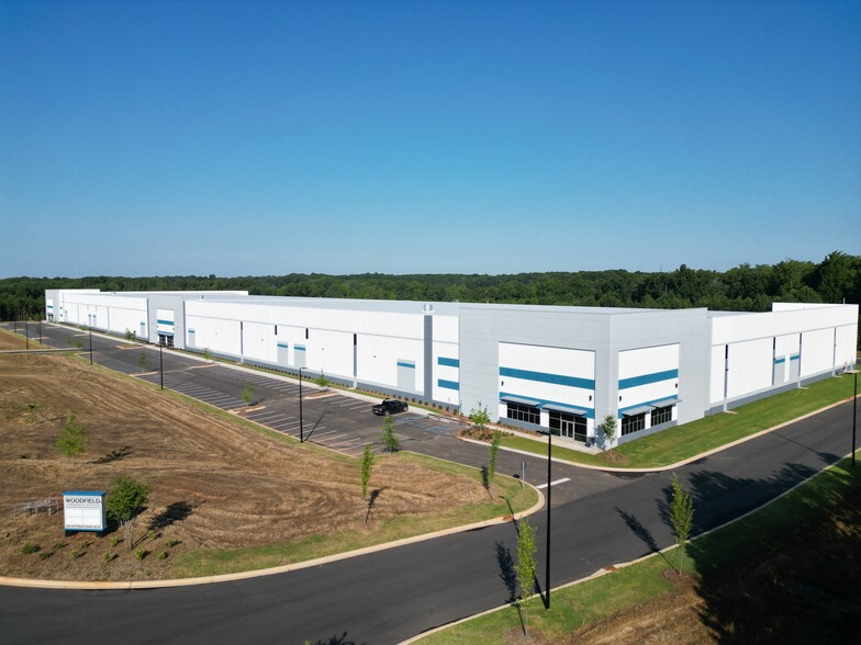 200 International Blvd, Fountain Inn, SC 29644 - Woodfield Industrial ...