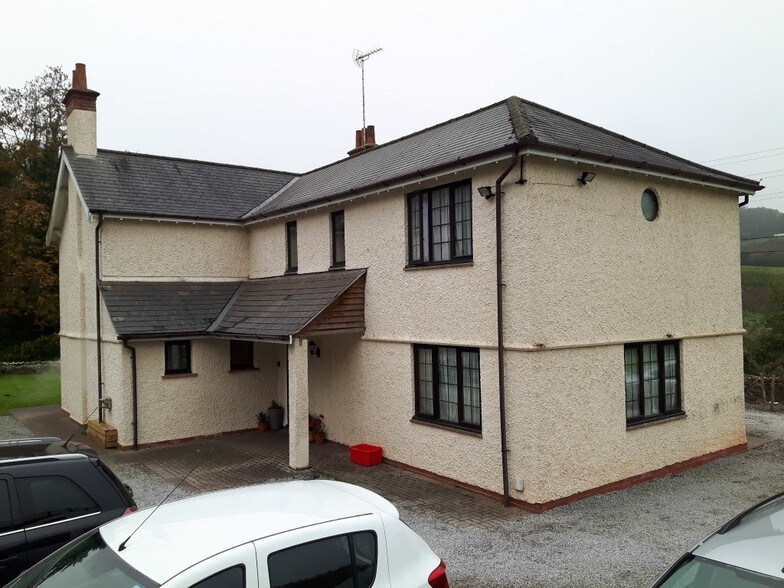 Holywell Lake, Wellington, SOM TA21 0HF