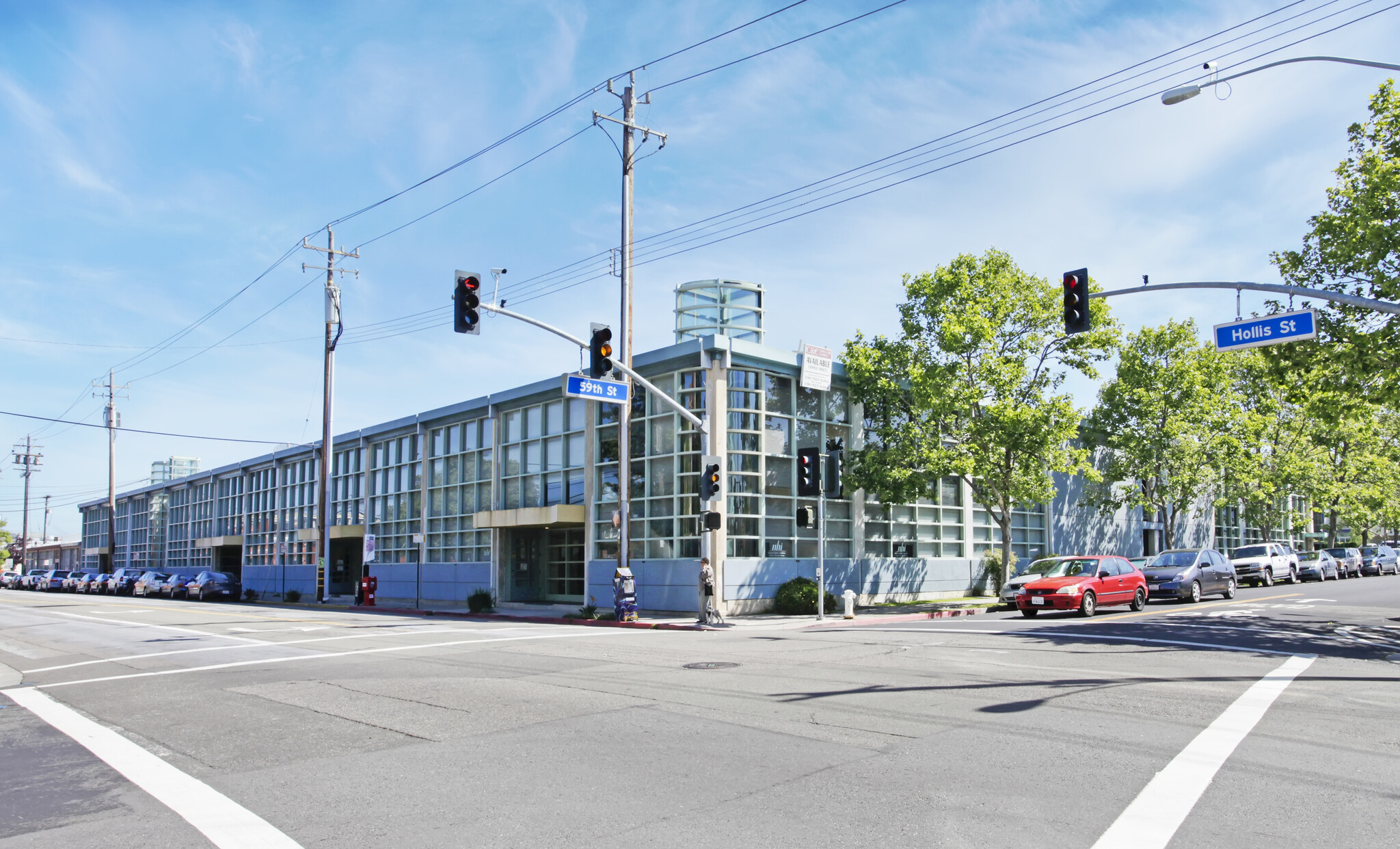 5900 Hollis St, Emeryville, CA for lease Building Photo- Image 1 of 5