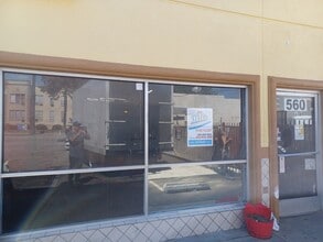570-572 W Holt Ave, Pomona, CA for lease Interior Photo- Image 1 of 4