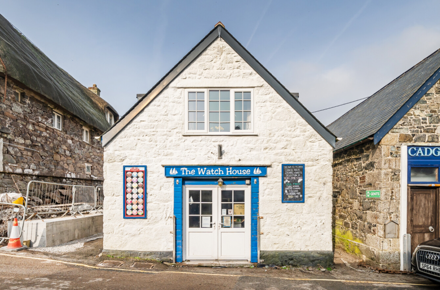 Cadgwith, Helston for sale - Primary Photo - Image 2 of 5