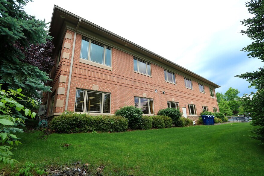 2160 Sandy Dr, State College, PA for lease - Building Photo - Image 3 of 60