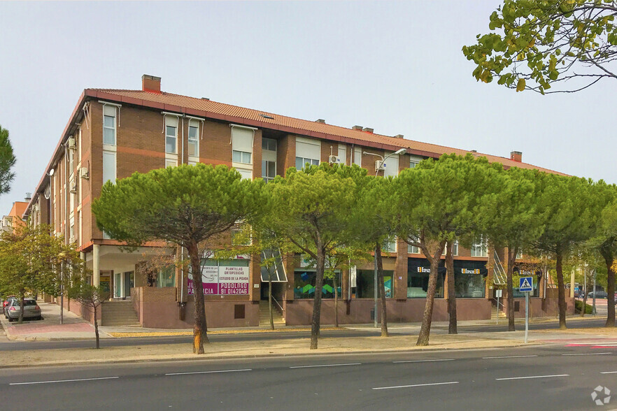 Retail in Tres Cantos, MAD for lease - Primary Photo - Image 1 of 2