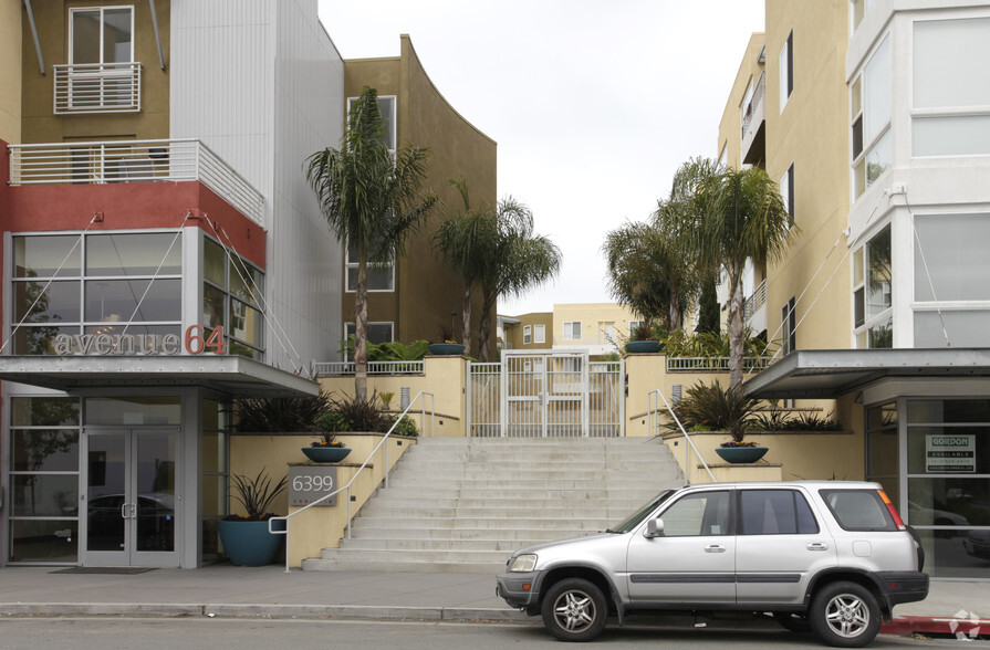 6399 Christie Ave, Emeryville, CA for sale - Building Photo - Image 1 of 1