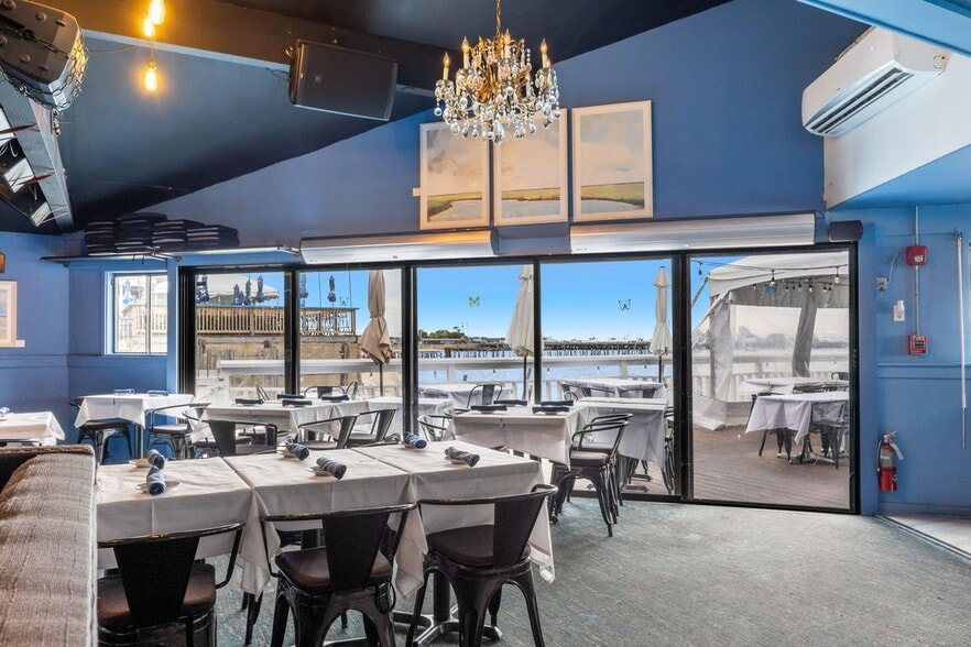 193A Commercial St, Provincetown, MA for sale - Building Photo - Image 3 of 15