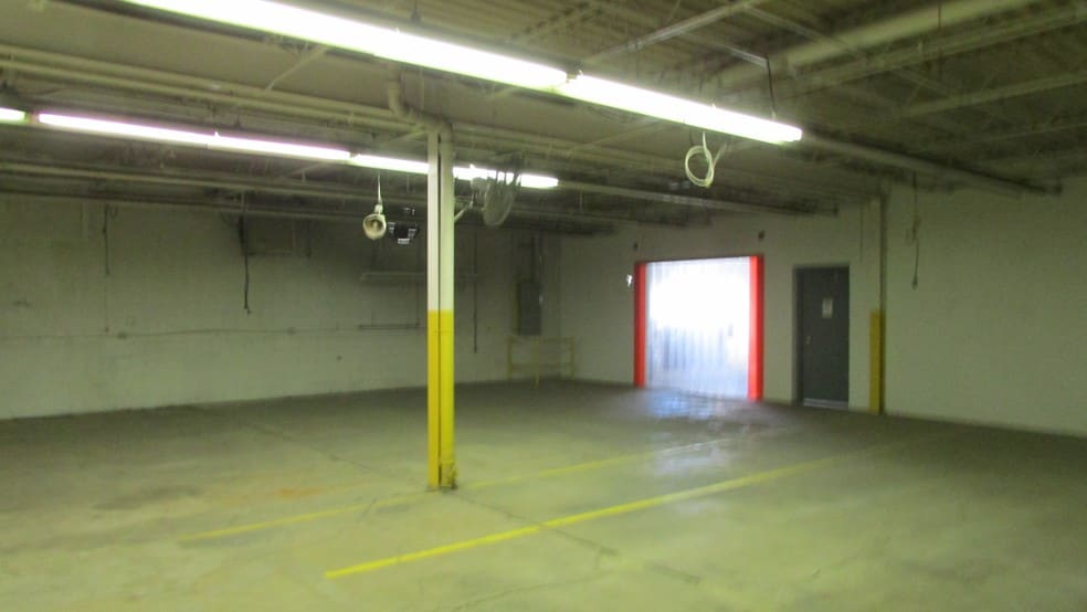 15650 S Madison Rd, Middlefield, OH for lease - Building Photo - Image 3 of 10