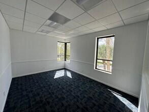 824 US Highway 1, North Palm Beach, FL for lease Interior Photo- Image 2 of 3